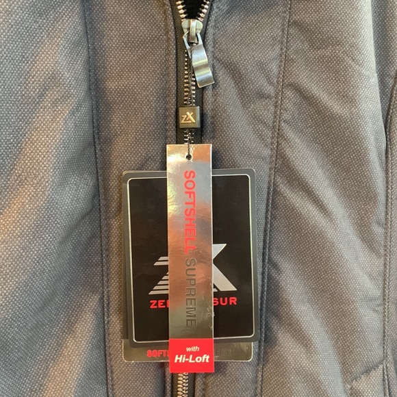 Winter jacket size small - Picture 2 of 10